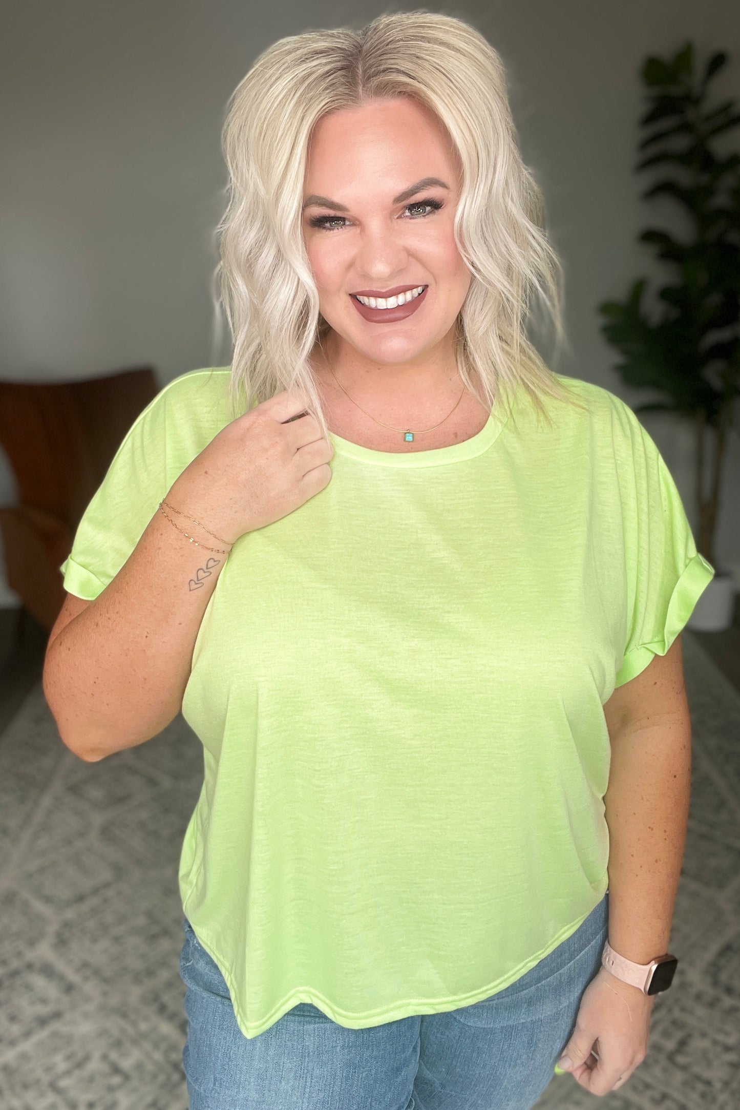 SEW IN LOVE Round Neck Cuffed Sleeve Top in Lime
